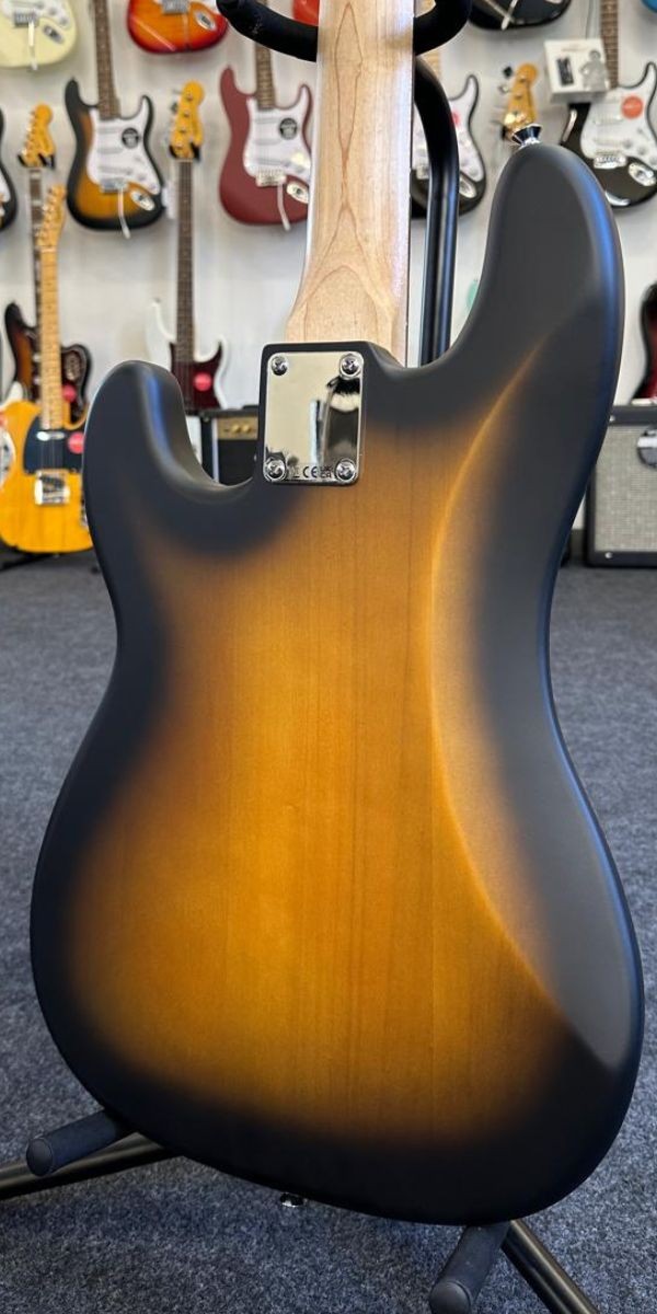 Baixo Fender Squier Debut Collection Precision Bass 4 Cordas Laurel 2-color Sunburst 